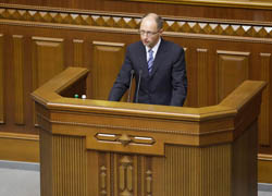 Опозиція вимагає проводити вибори-2012 за чинним законом – Арсеній Яценюк (ВІДЕО)